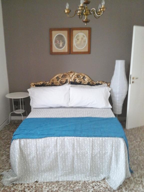 L.T. Schneider B&B Bologna Eksteriør bilde
