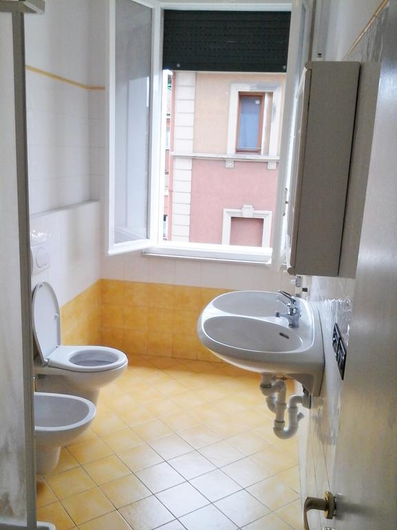 L.T. Schneider B&B Bologna Rom bilde