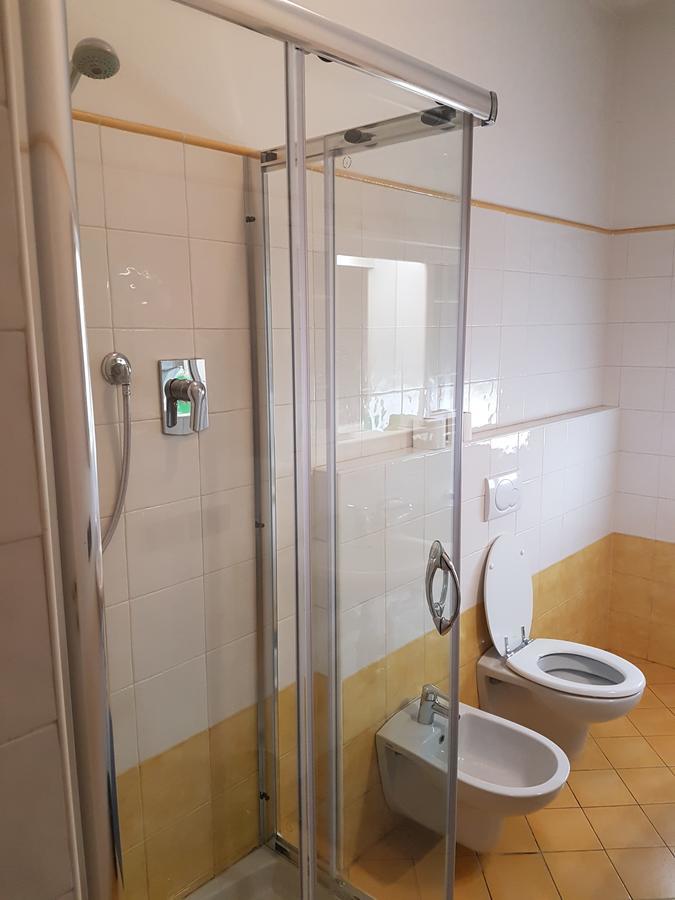 L.T. Schneider B&B Bologna Eksteriør bilde